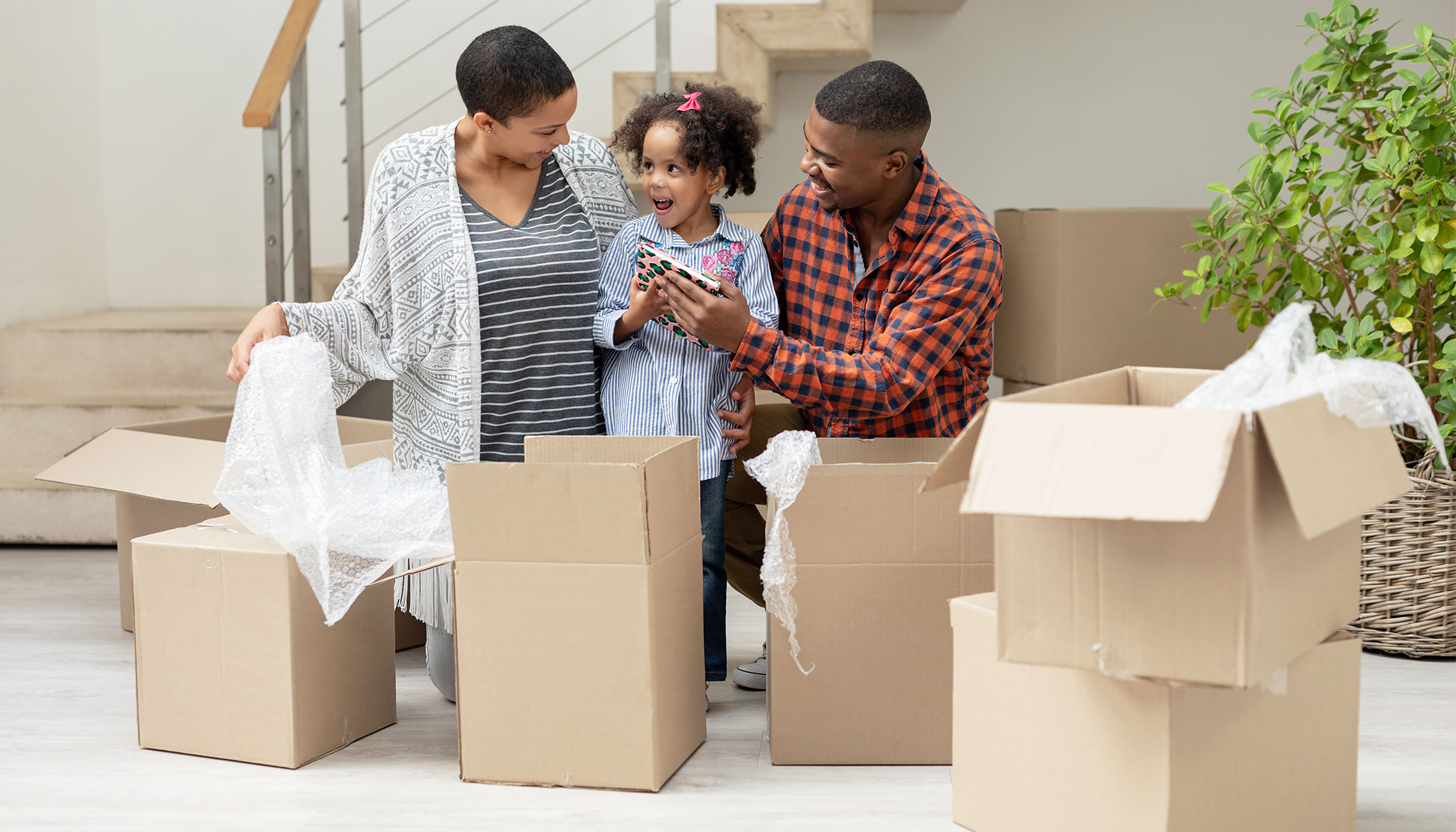 Family packing for move from Alberta to BC - BigSteelBox